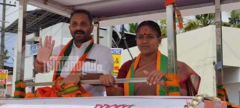 പാര്‍ട്ടി ഒറ്റക്കെട്ട്, ശോഭ സുരേന്ദ്രനായി കഴക്കൂട്ടത്ത് റോഡ് ഷോ നയിച്ച് കെ.സുരേന്ദ്രന്‍