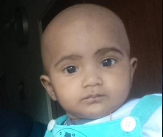മാതളം തൊണ്ടയില്‍ കുടുങ്ങി 10 മാസം പ്രായമായ കുഞ്ഞ് മരിച്ചു
