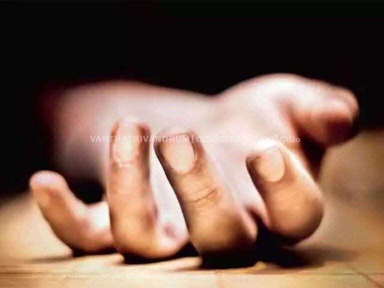 പരീക്ഷ കഴിഞ്ഞെത്തിയ ഒമ്പതാം ക്ലാസ് വിദ്യാര്‍ത്ഥിനി തൂങ്ങിമരിച്ചു
