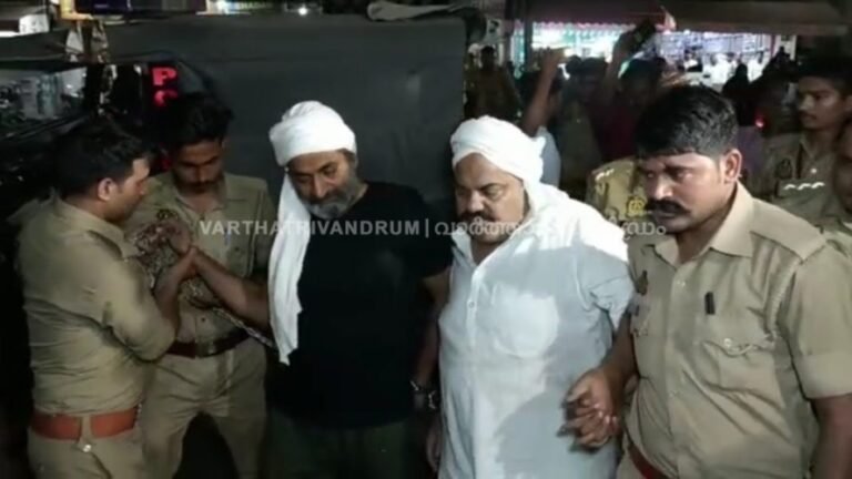 മാധ്യമപ്രവര്‍ത്തകരെന്ന വ്യാജേന എത്തിയാണ് അക്രമികള്‍ ആതിഖ് അഹമ്മദിനെയും സഹോദരന്‍ അഷ്‌റഫ് അഹമ്മദിനെയും വെടിവച്ച് കൊന്നതെന്ന് പൊലീസ്