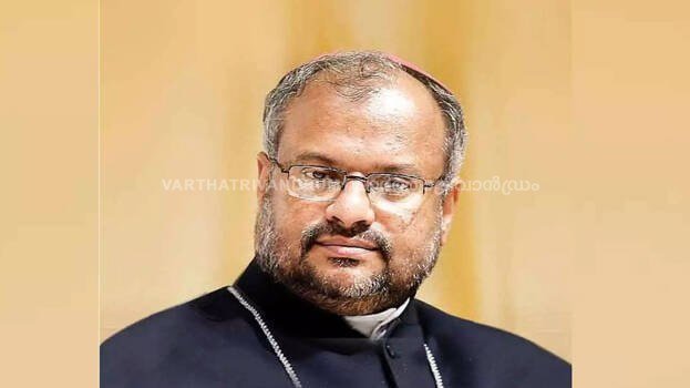 ബിഷപ്പ് ഫ്രാങ്കോ മുളയ്‌ക്കൽ രാജിവച്ചു