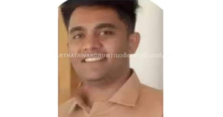 മറന്നുവെച്ച കണ്ണട എടുക്കാൻ കയറി തിരിച്ചിറങ്ങവേ ട്രെയിനിൽ നിന്ന് വീണ് വിദ്യാർഥിക്ക് ദാരുണാന്ത്യം