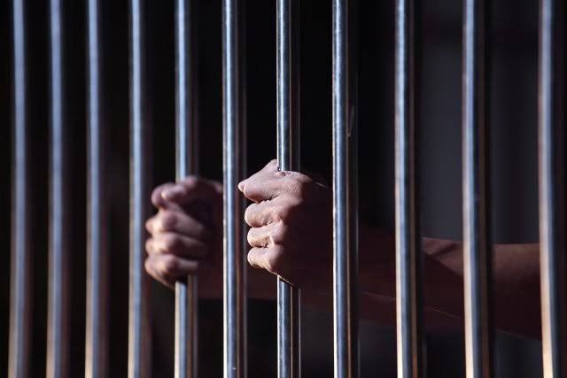 തിരുവനന്തപുരത്ത് പ്രായപൂര്‍ത്തിയാകാത്ത ആണ്‍കുട്ടിക്ക് നേരെ സ്ത്രീയുടെ നഗ്നതാ പ്രദര്‍ശനം; ഒരു വര്‍ഷം കഠിനതടവ് വിധിച്ച്‌ അതിവേഗ പോക്‌സോ കോടതി‌